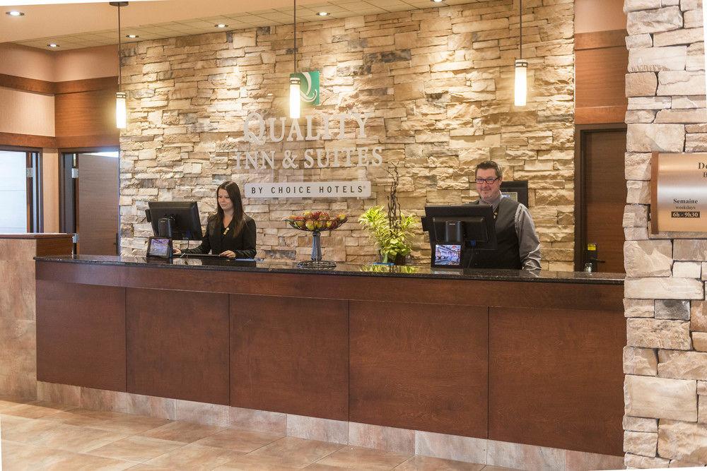 Quality Inn & Suites Levis Bagian luar foto