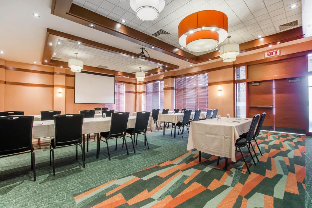 Quality Inn & Suites Levis Bagian luar foto