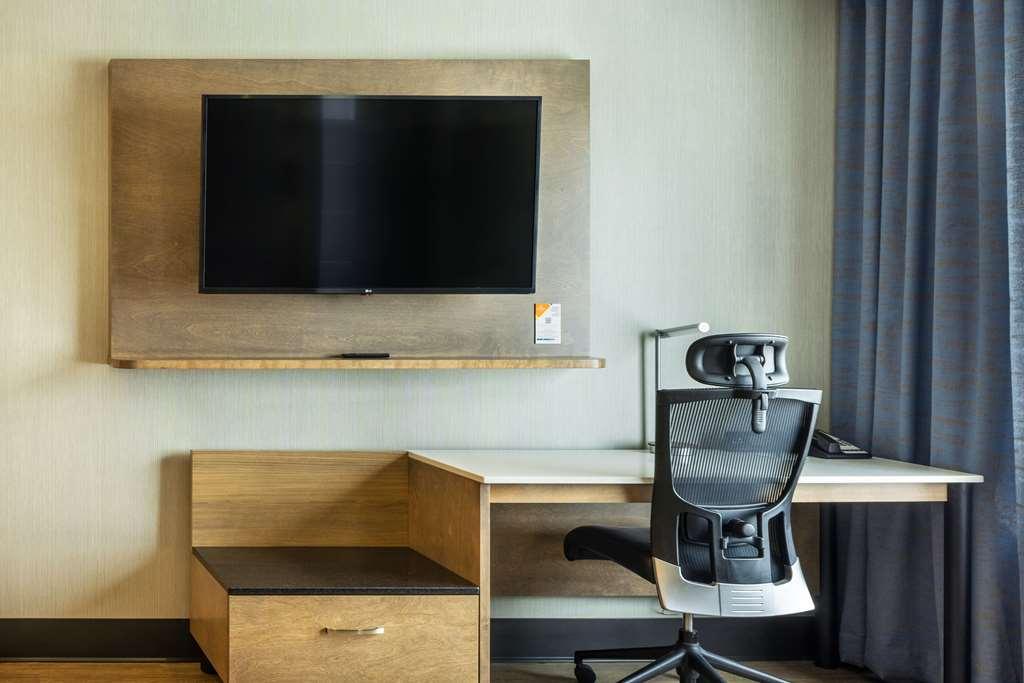 Quality Inn & Suites Levis Ruang foto